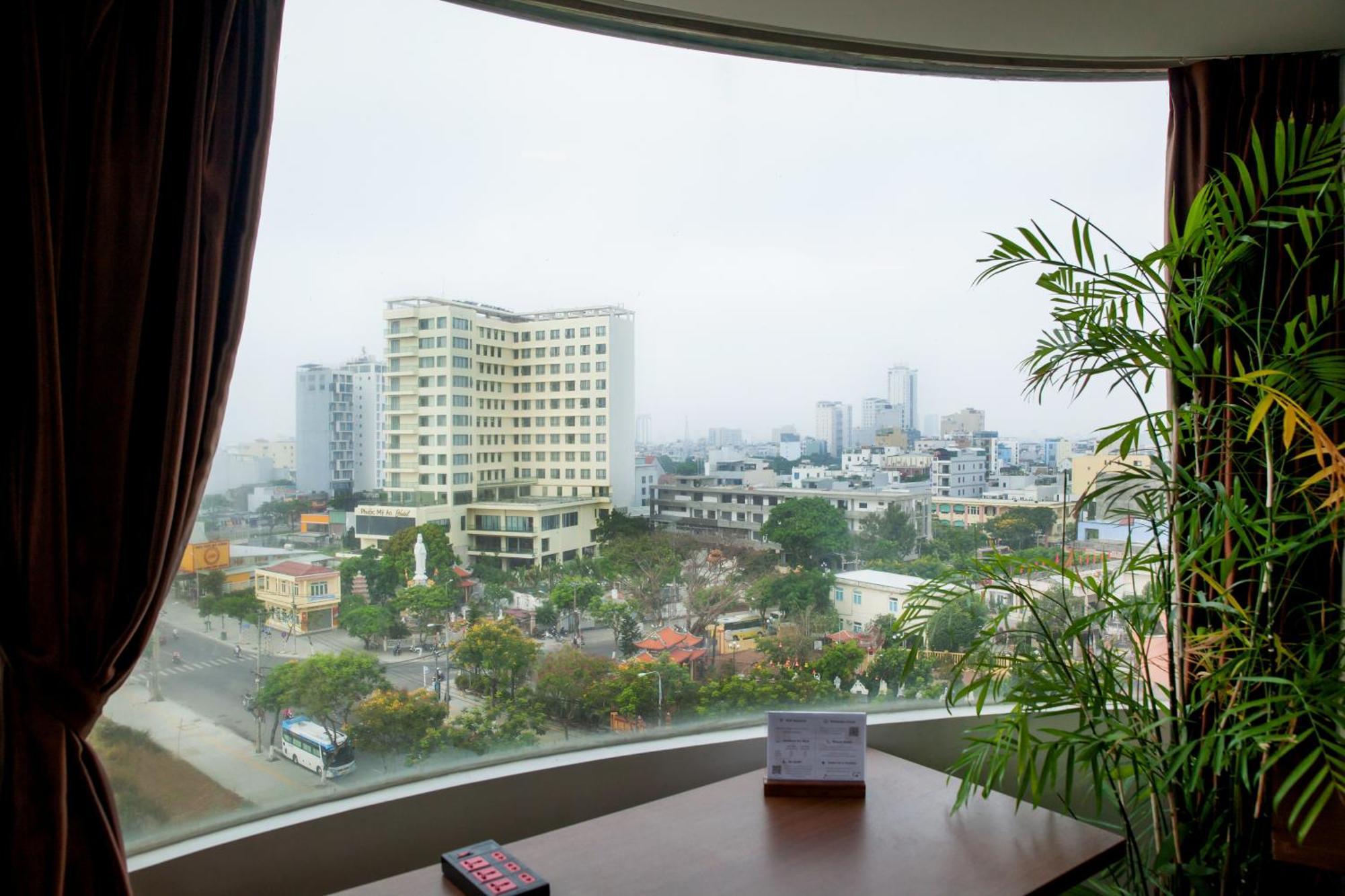 Waikiki Beach Hotel Da Nang Eksteriør billede