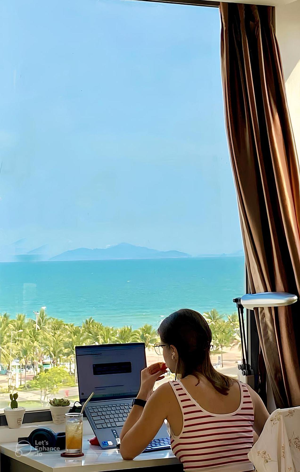 Waikiki Beach Hotel Da Nang Eksteriør billede